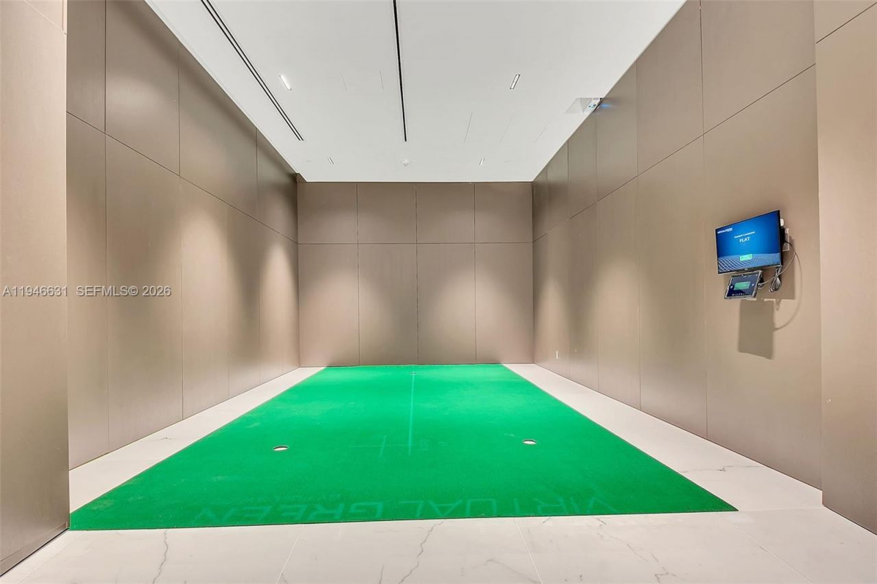 300 Biscayne Blvd Way, Unit 2808, Miami, FL 33131 Photo