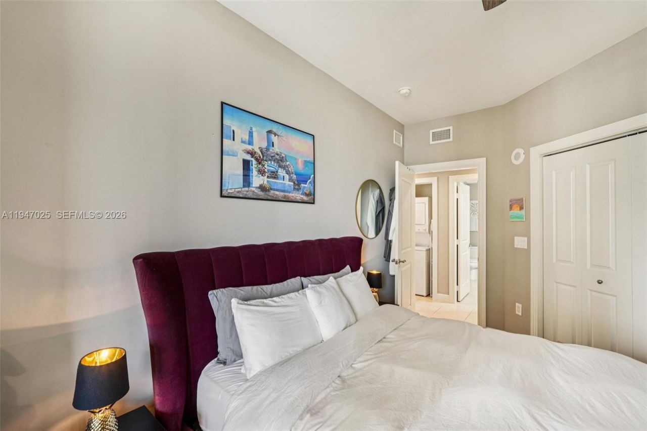 5781 Cape Harbour Dr, Unit 903, Cape Coral, FL 33914 Photo