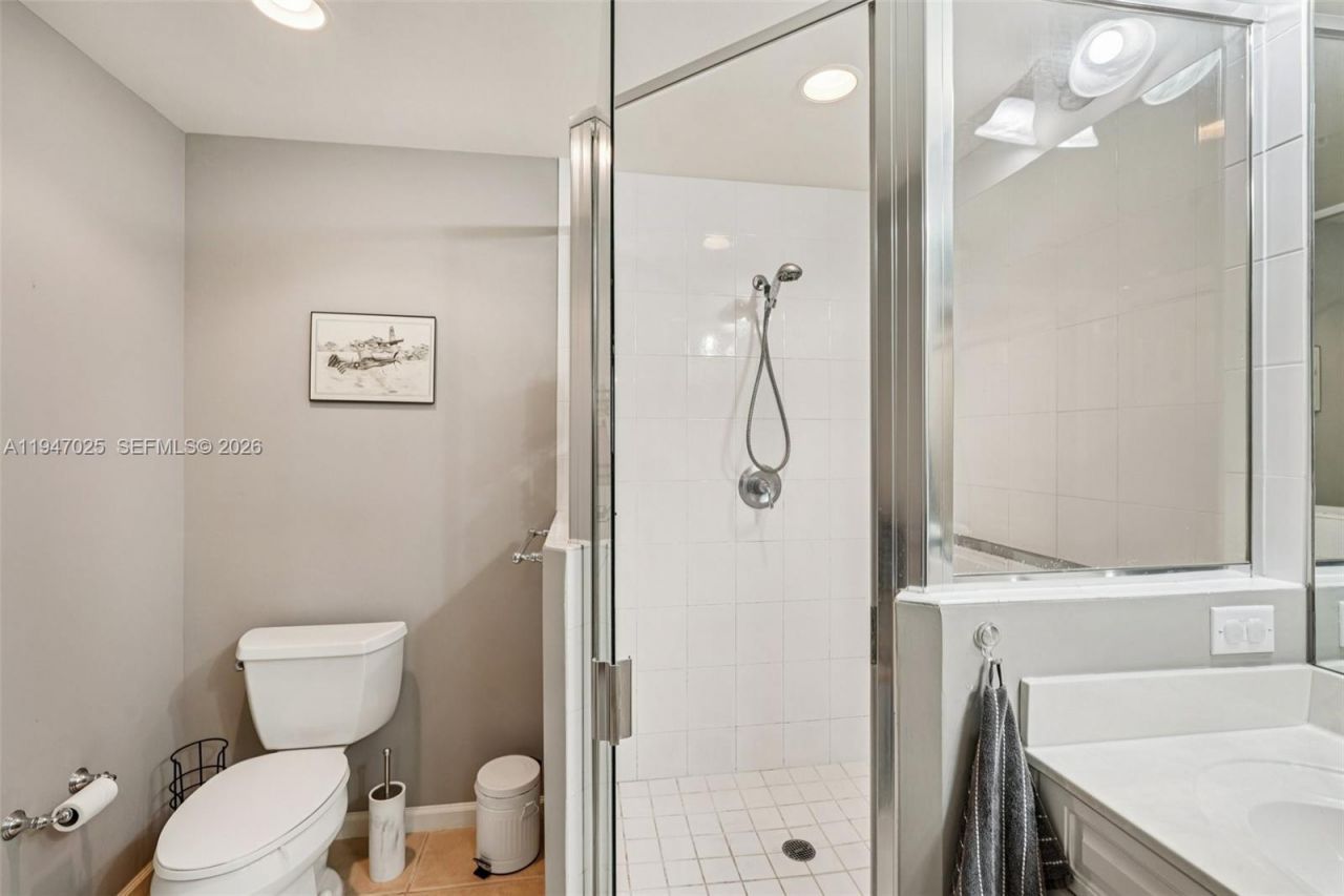 5781 Cape Harbour Dr, Unit 903, Cape Coral, FL 33914 Photo