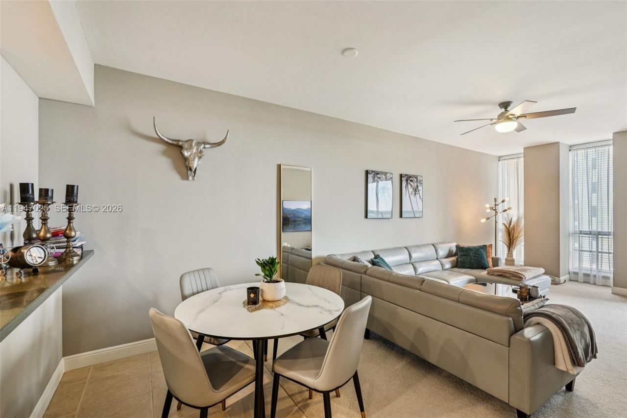 5781 Cape Harbour Dr, Unit 903, Cape Coral, FL 33914 Photo