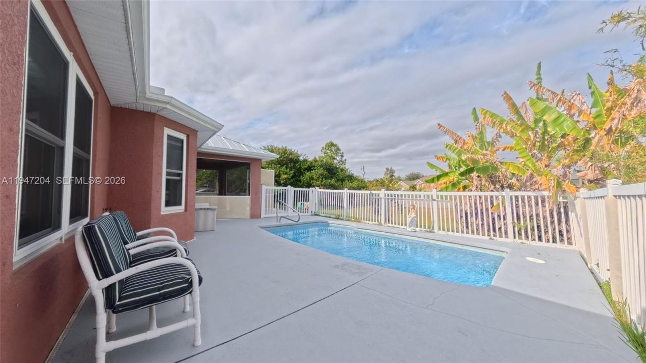 436 Willowbrook Dr, Lehigh Acres, FL 33972 Photo