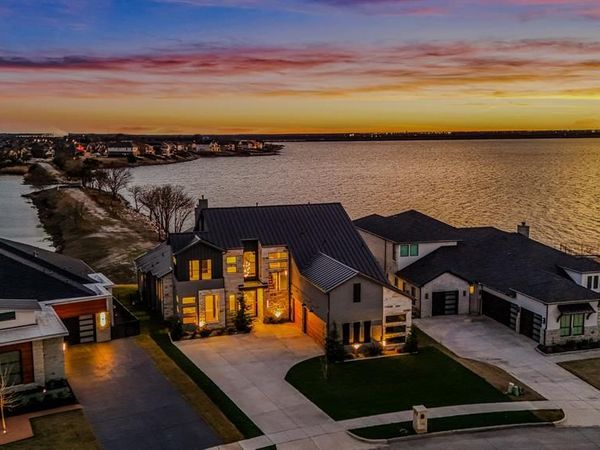 1960 Noe Boulevard, Heath, TX 75126