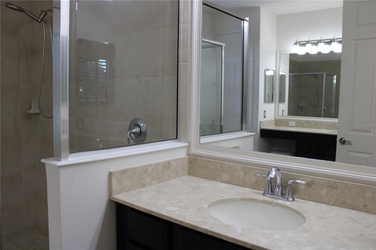 629 Rosemary Circle, Bradenton, FL 34212 Photo