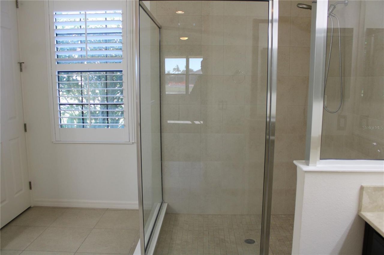 629 Rosemary Circle, Bradenton, FL 34212 Photo