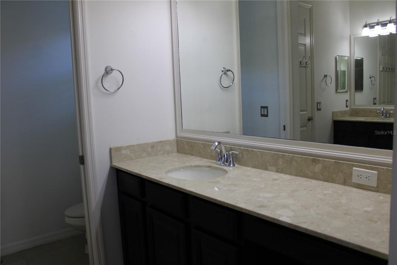 629 Rosemary Circle, Bradenton, FL 34212 Photo