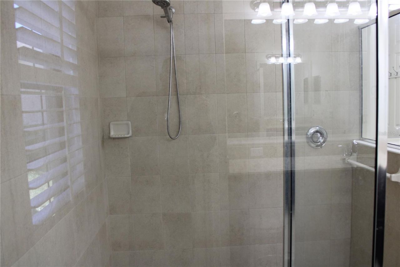 629 Rosemary Circle, Bradenton, FL 34212 Photo