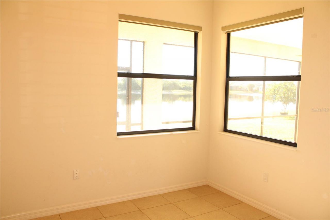 629 Rosemary Circle, Bradenton, FL 34212 Photo