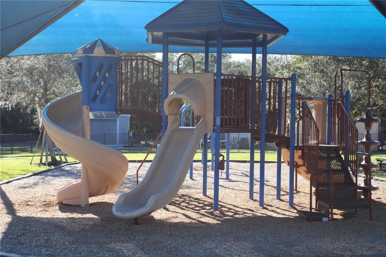 629 Rosemary Circle, Bradenton, FL 34212 Photo