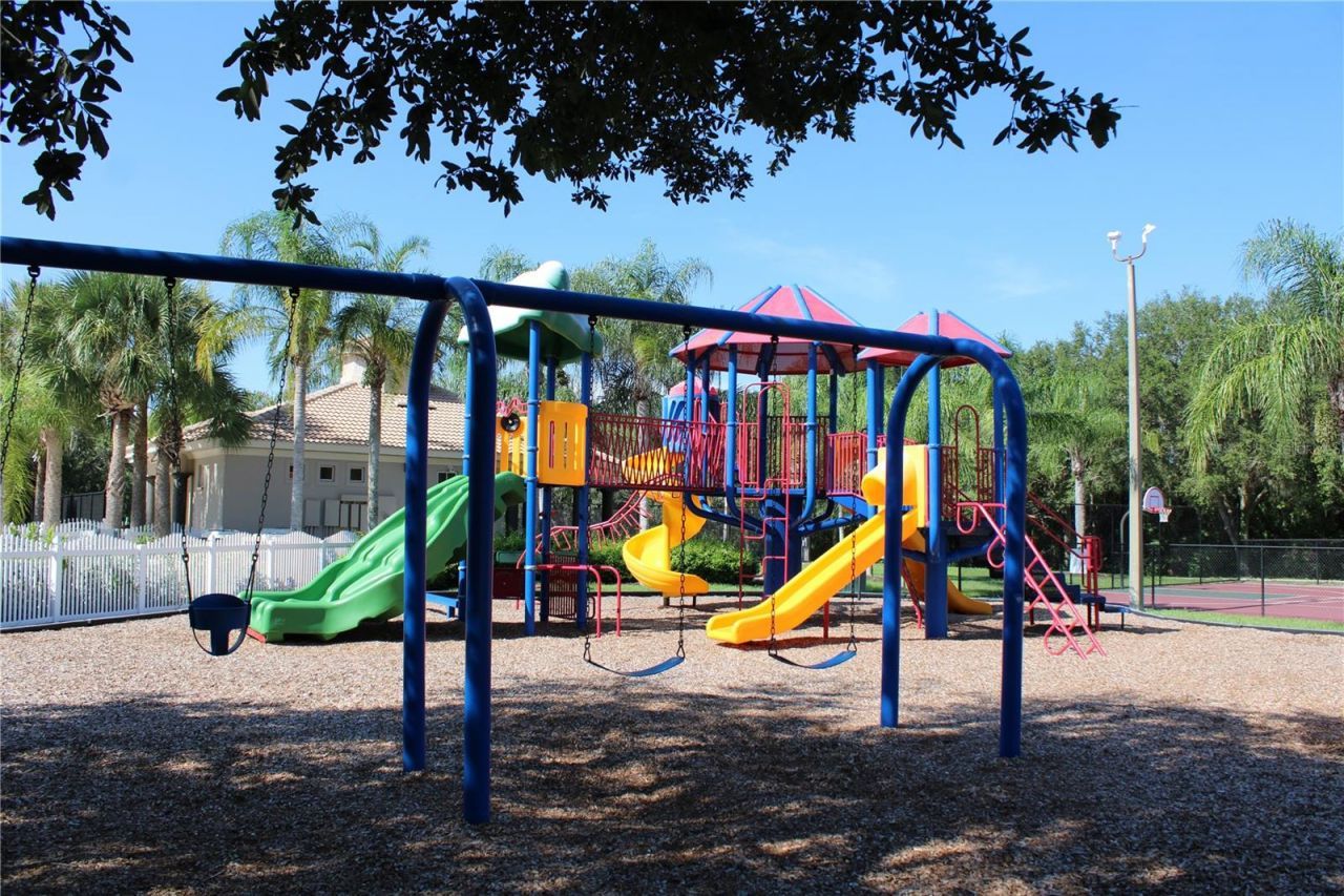 629 Rosemary Circle, Bradenton, FL 34212 Photo