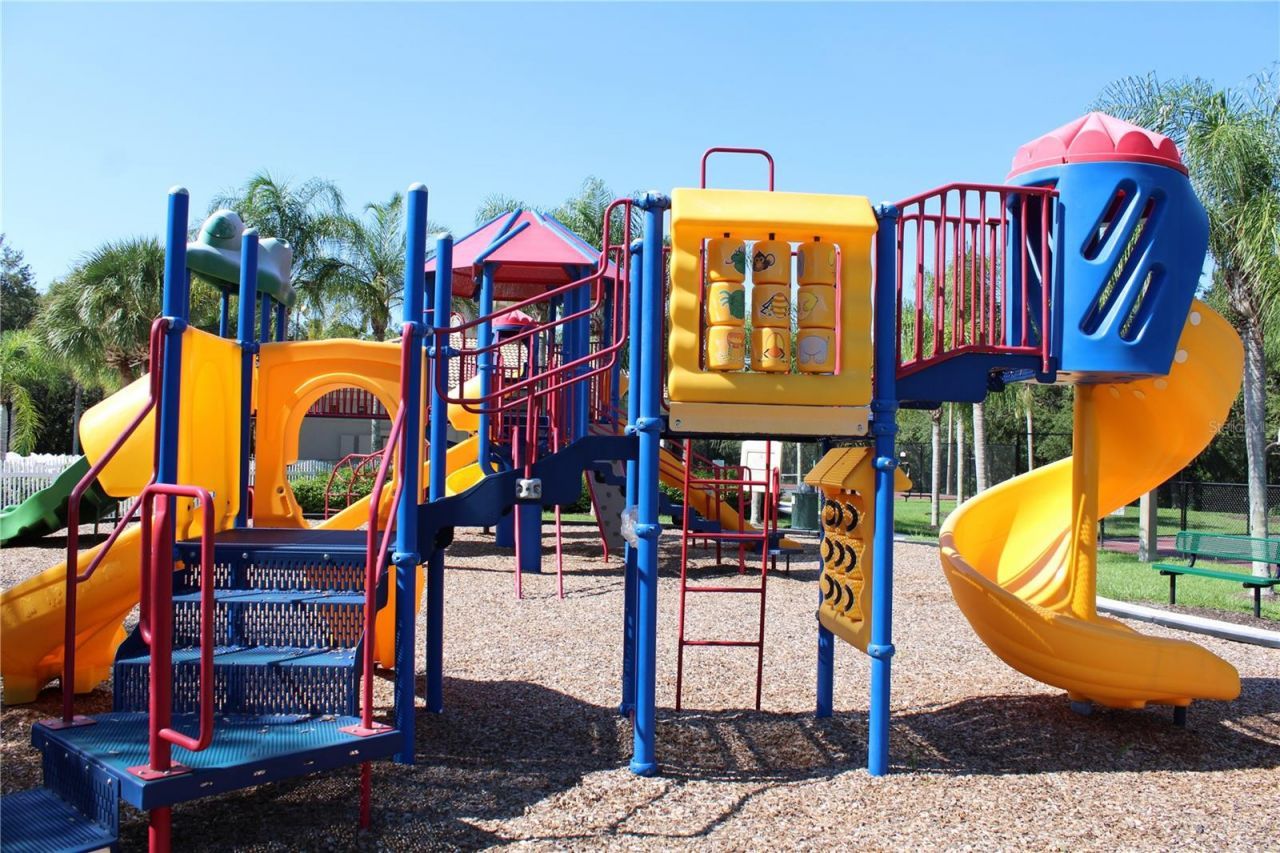 629 Rosemary Circle, Bradenton, FL 34212 Photo