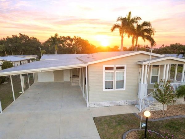 8442 CASTLE GARDEN ROAD, PALMETTO, FL 34221