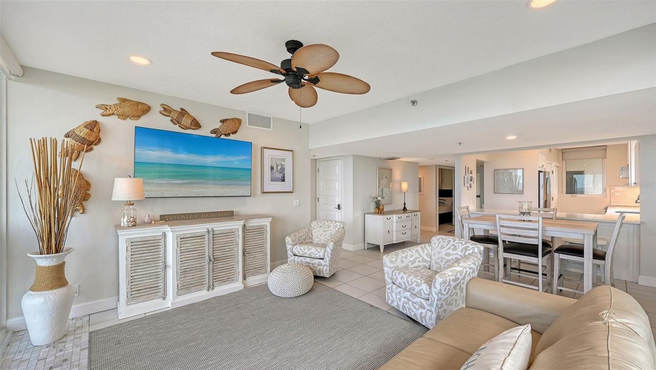 1145 Gulf Of Mexico Drive, Unit 301, Longboat Key, FL 34228 Photo