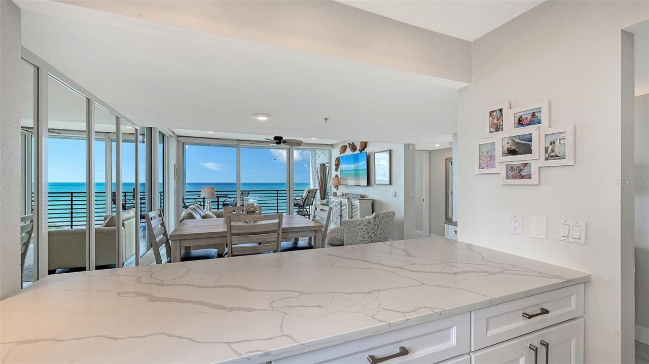 1145 Gulf Of Mexico Drive, Unit 301, Longboat Key, FL 34228 Photo