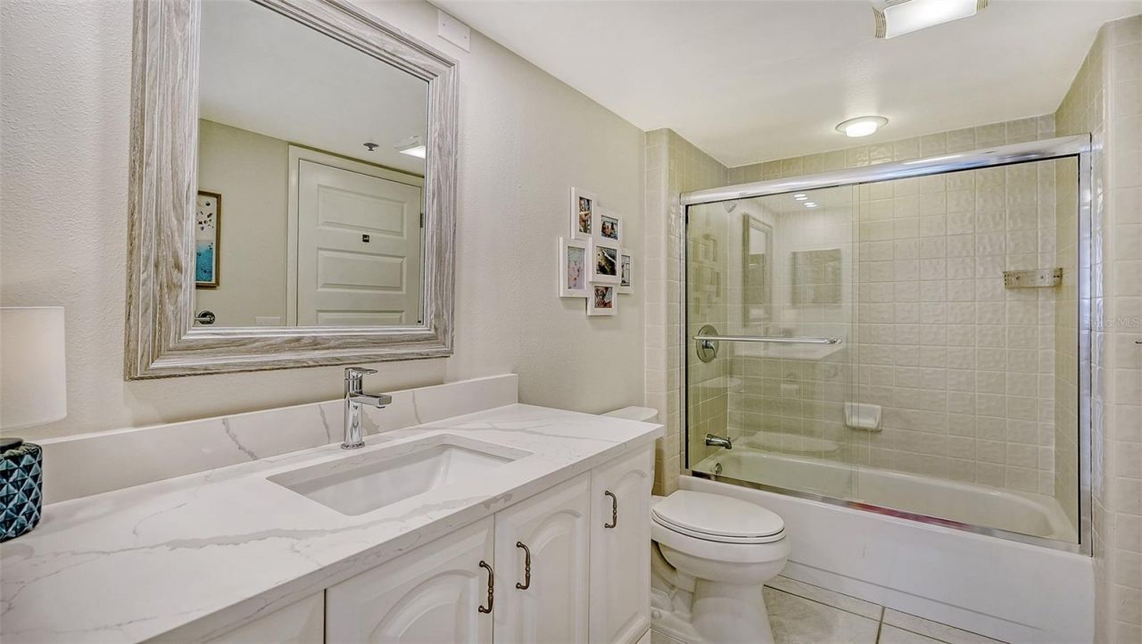 1145 Gulf Of Mexico Drive, Unit 301, Longboat Key, FL 34228 Photo