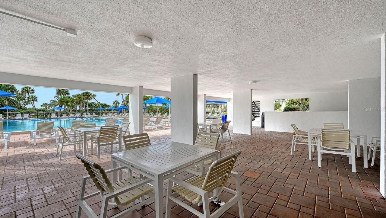 1145 Gulf Of Mexico Drive, Unit 301, Longboat Key, FL 34228 Photo