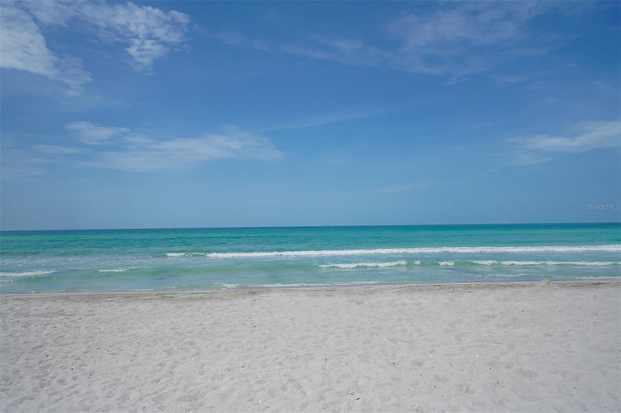 1145 Gulf Of Mexico Drive, Unit 301, Longboat Key, FL 34228 Photo