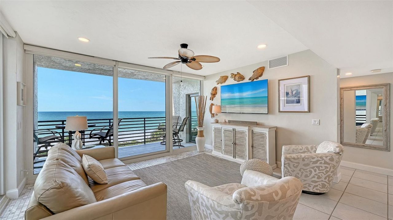 1145 Gulf Of Mexico Drive, Unit 301, Longboat Key, FL 34228 Photo
