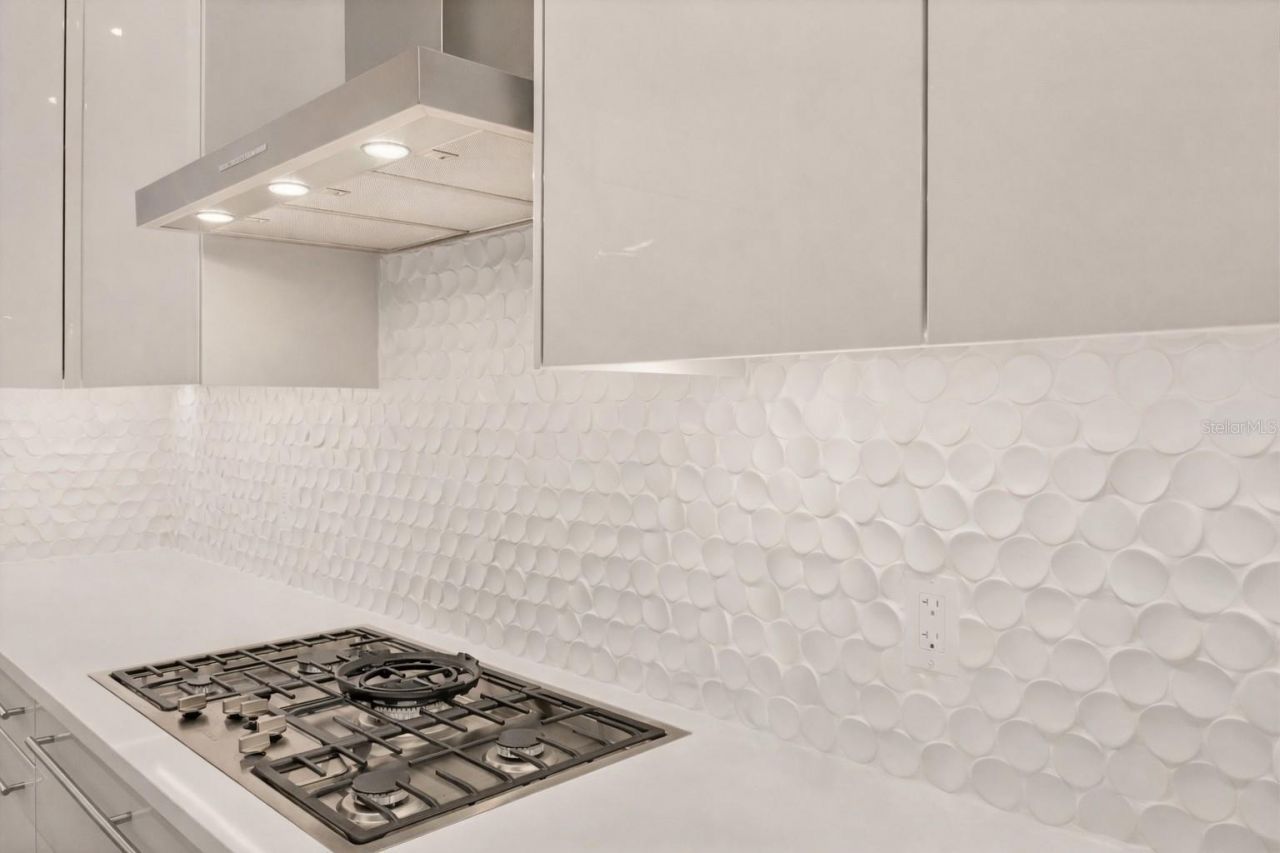 33 S Palm Avenue, Unit 902, Sarasota, FL 34236 Photo