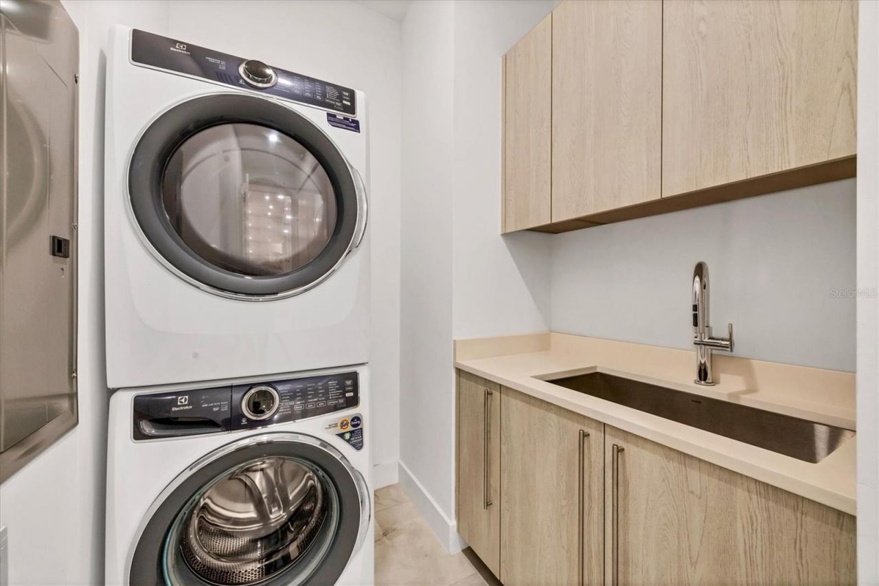 33 S Palm Avenue, Unit 902, Sarasota, FL 34236 Photo