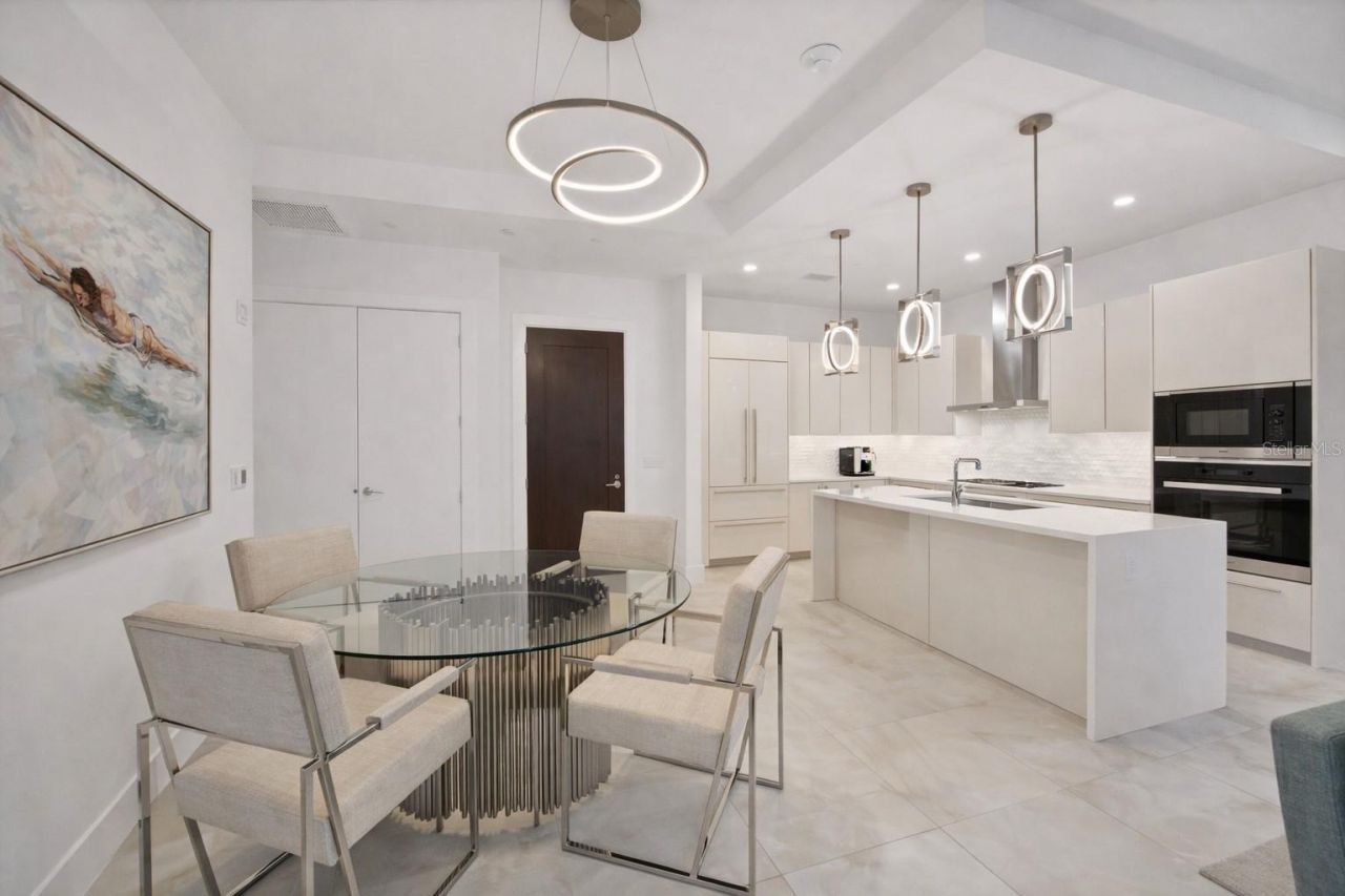 33 S Palm Avenue, Unit 902, Sarasota, FL 34236 Photo
