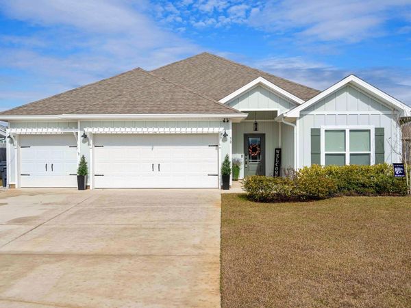 58 Siesta Circle, Freeport, FL 32439