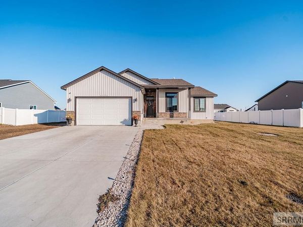 4156 N Ventura Avenue, IDAHO FALLS, ID 83401