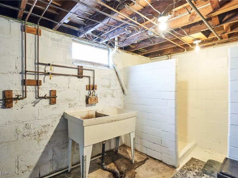 237 Orchard Hill Drive SW, North Canton, OH 44720 Photo 13