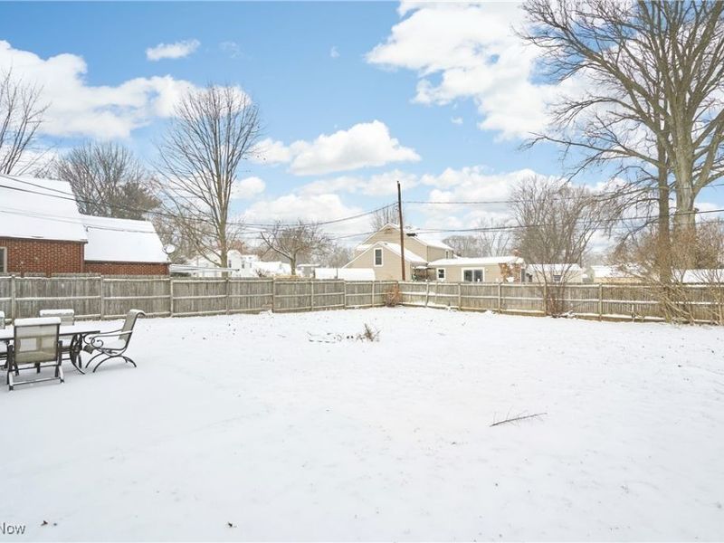 237 Orchard Hill Drive SW, North Canton, OH 44720 Photo 16