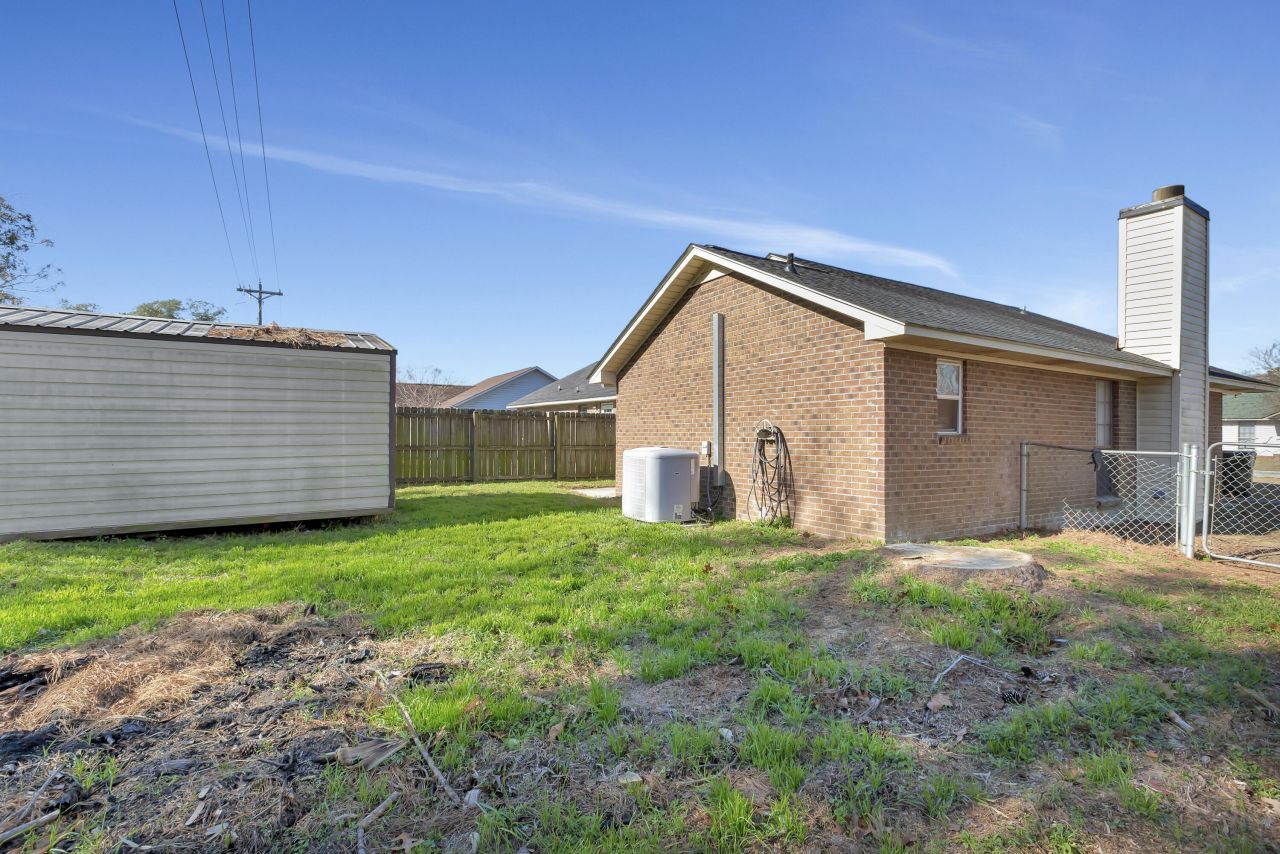 1005 Tj Lane Photo 25