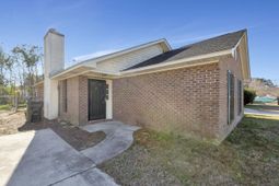 1005 Tj Lane photo 4