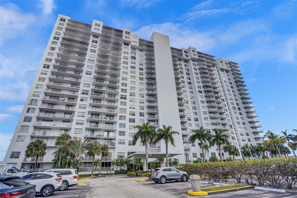 2801 NE 183rd Street, Unit 101W, Aventura, FL 33160 Photo