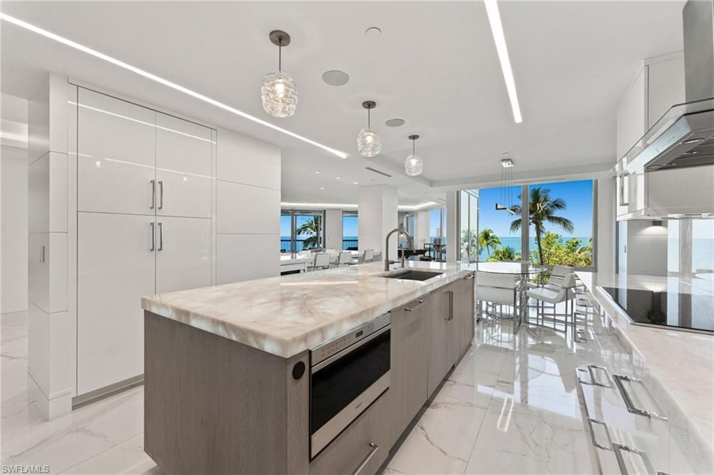 4951 Gulf Shore Blvd N, Unit 103, Naples, FL 34103 Photo