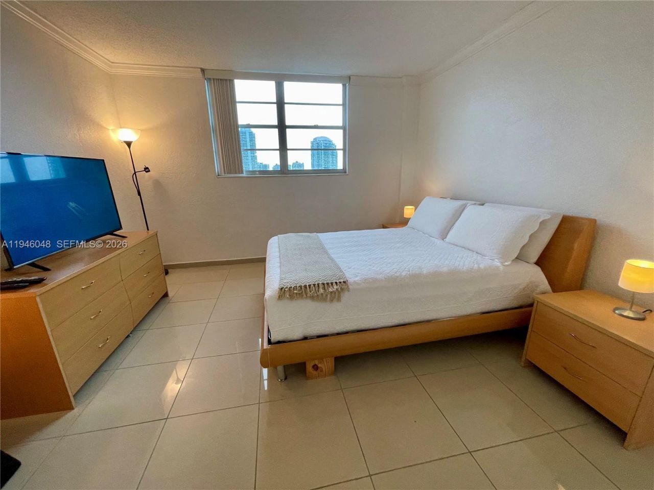 19390 Collins Ave , Unit 1405, Sunny Isles Beach, FL 33160 Photo