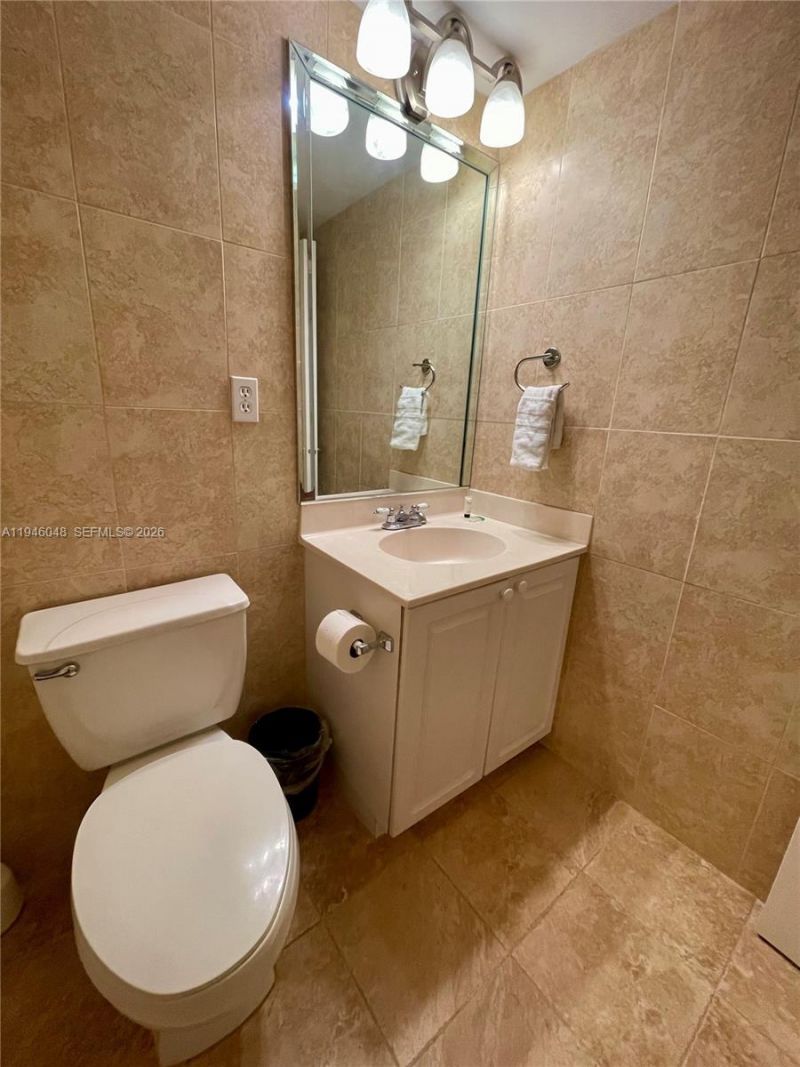 19390 Collins Ave , Unit 1405, Sunny Isles Beach, FL 33160 Photo