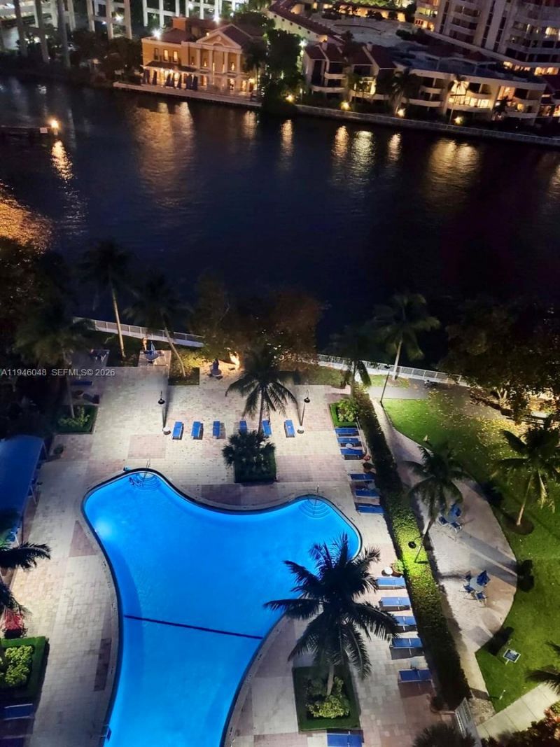 19390 Collins Ave , Unit 1405, Sunny Isles Beach, FL 33160 Photo