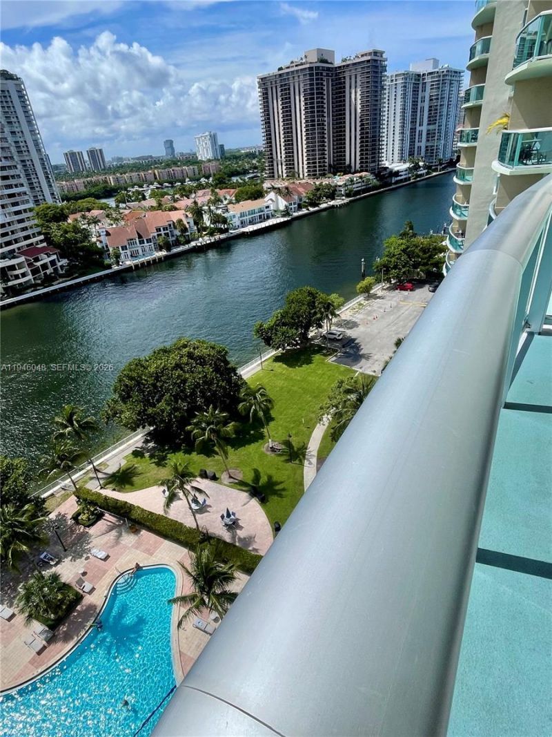 19390 Collins Ave , Unit 1405, Sunny Isles Beach, FL 33160 Photo