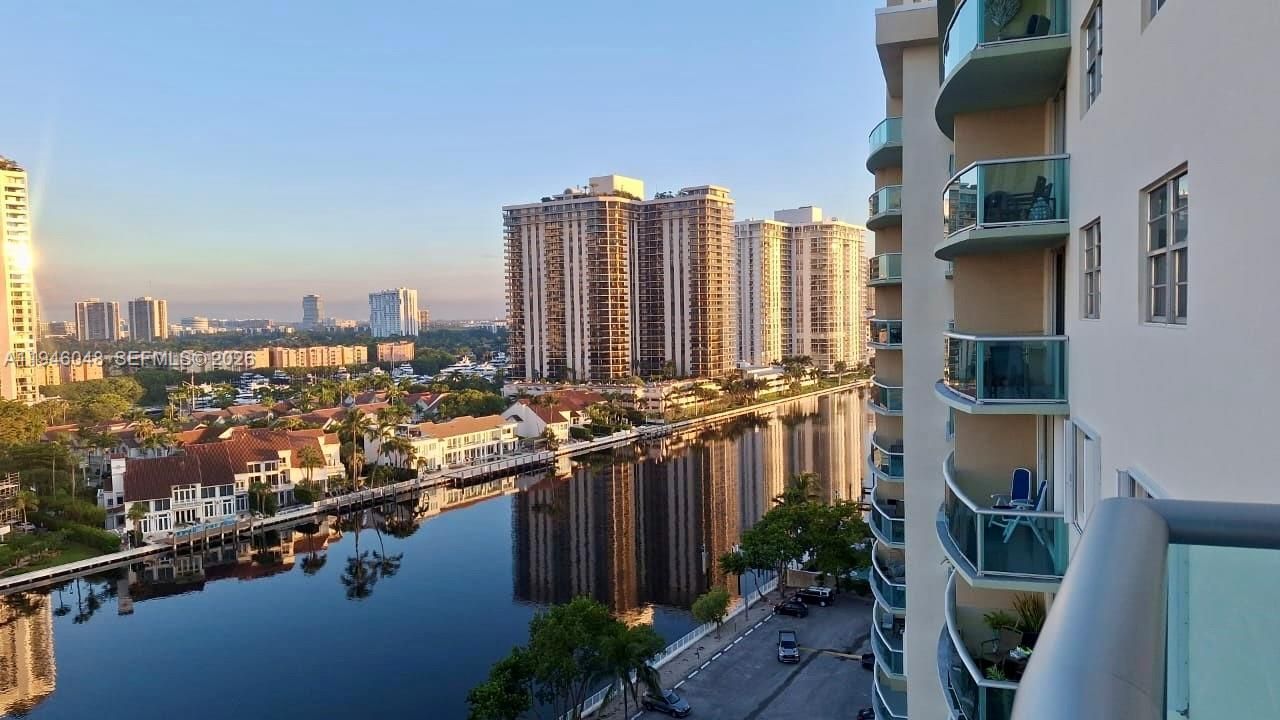 19390 Collins Ave , Unit 1405, Sunny Isles Beach, FL 33160 Photo