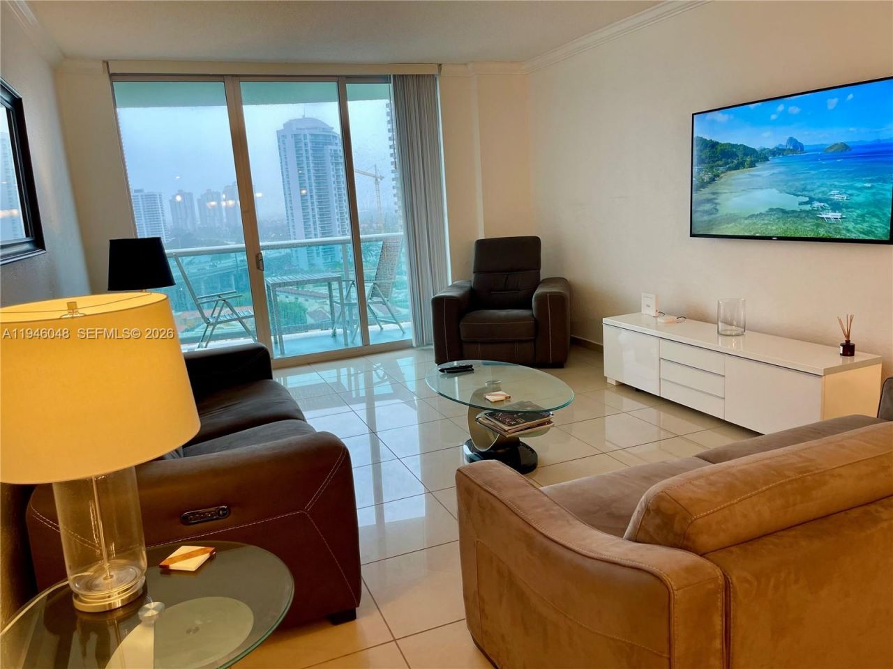 19390 Collins Ave , Unit 1405, Sunny Isles Beach, FL 33160 Photo