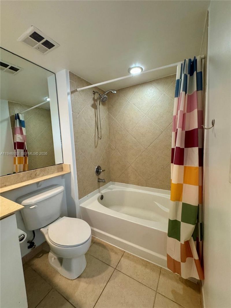 325 S Biscayne Blvd, Unit 2120, Miami, FL 33131 Photo