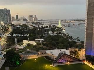 325 S Biscayne Blvd, Unit 2120, Miami, FL 33131 Photo