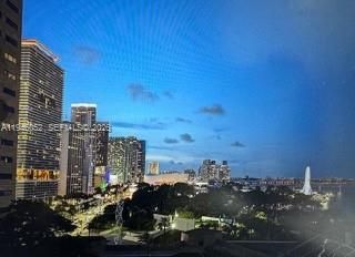 325 S Biscayne Blvd, Unit 2120, Miami, FL 33131 Photo