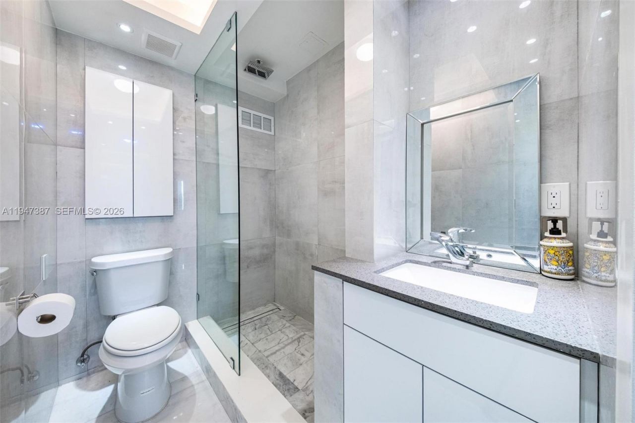 3 Island Ave, Unit 03C, Miami Beach, FL 33139 Photo