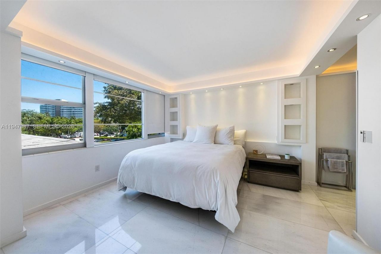 3 Island Ave, Unit 03C, Miami Beach, FL 33139 Photo