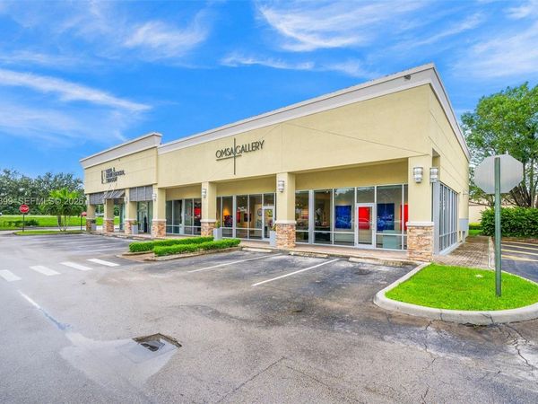 15661 Sheridan St , Davie, FL 33331