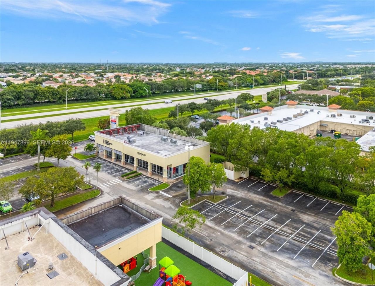 15661 Sheridan St , Davie, FL 33331 Photo