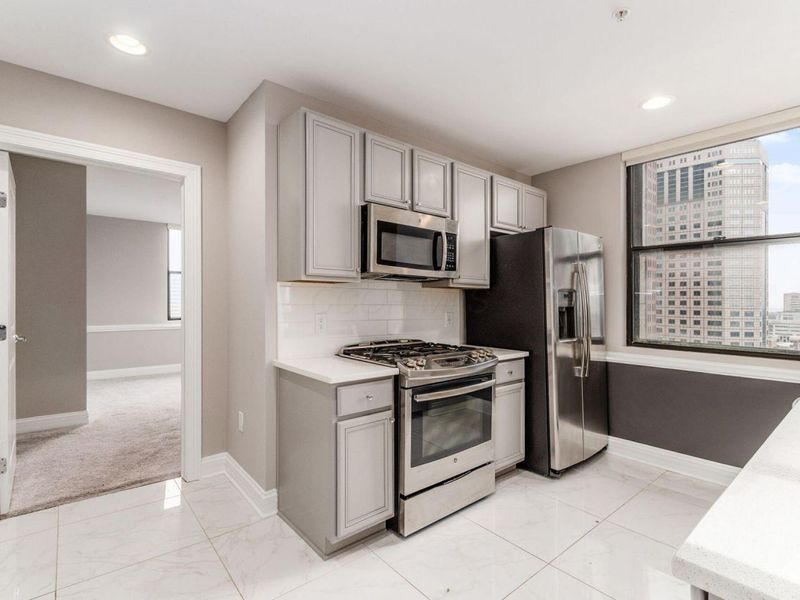 50 W Broad Street, Unit 2101, Columbus, OH 43215 Photo 8