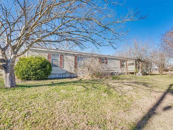 100 Zodiac Strait Road, Ferris, TX 75125