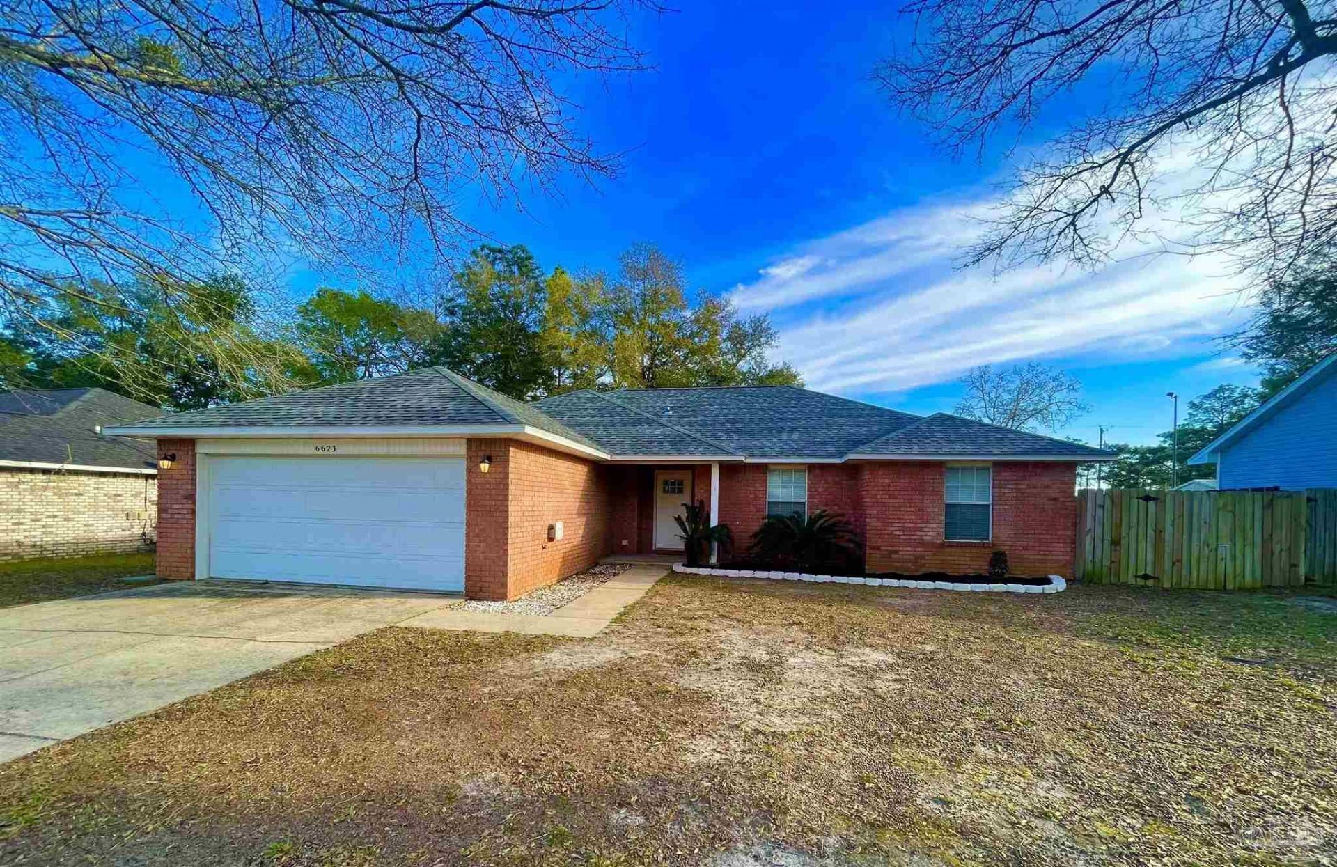 6623 Ridge Crest Dr, Milton, FL 32570 Main Photo