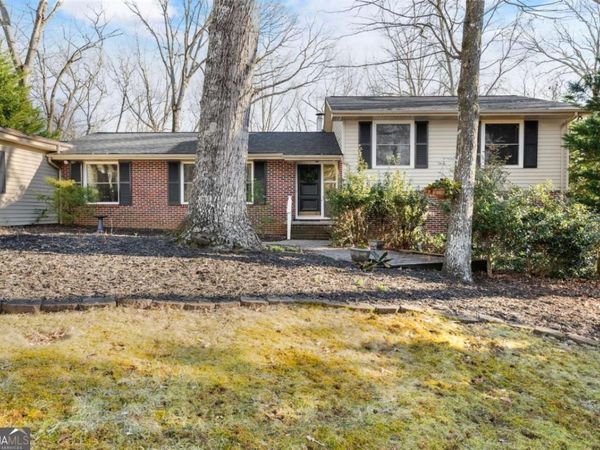 825 Beverly Drive, Gainesville, GA 30501