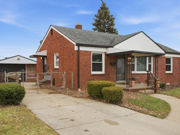 7324 Mckinley, Center Line, MI 48015